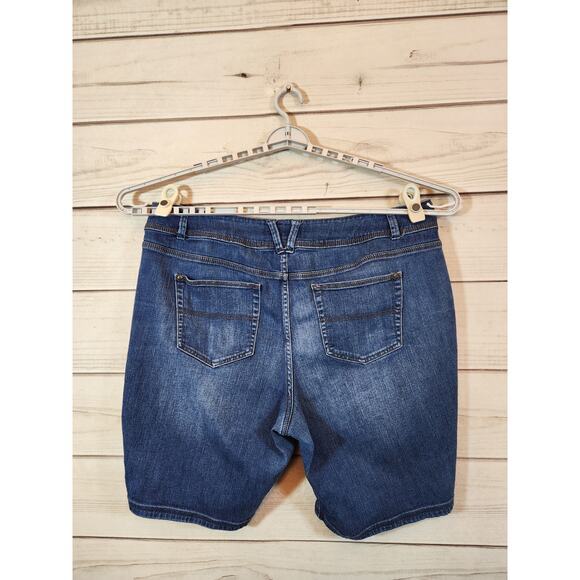 Lane Bryant Women's Blue High Rise Denim Bermuda Shorts‎ Plus Size 22 - Picture 2 of 6